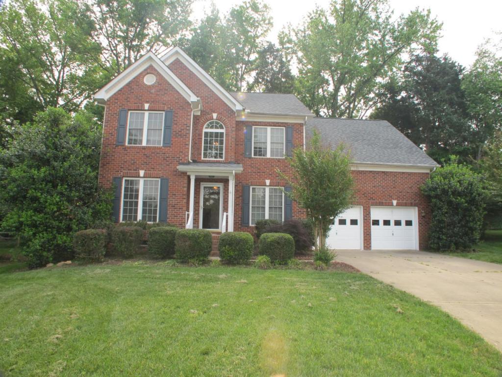 523 Pembroke Ln, Waxhaw, NC 28173