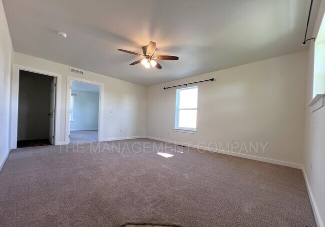 Foto del edificio - 3536 N 2300 E