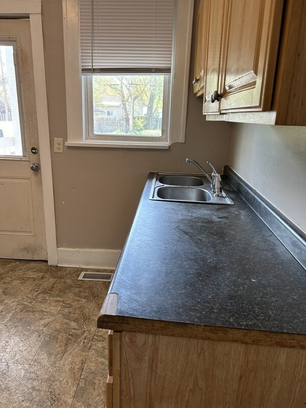 Foto del edificio - 831 N 9th St
