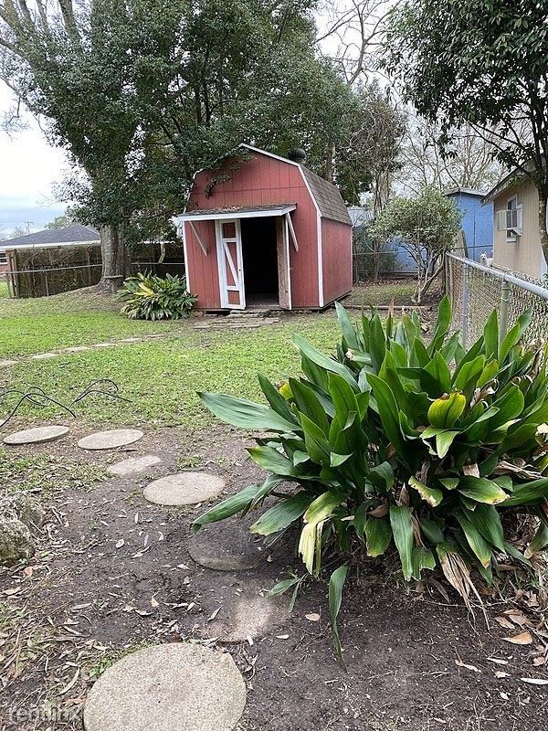 Building Photo - 3 br, 1.5 bath House - 813 Dolby Street 813