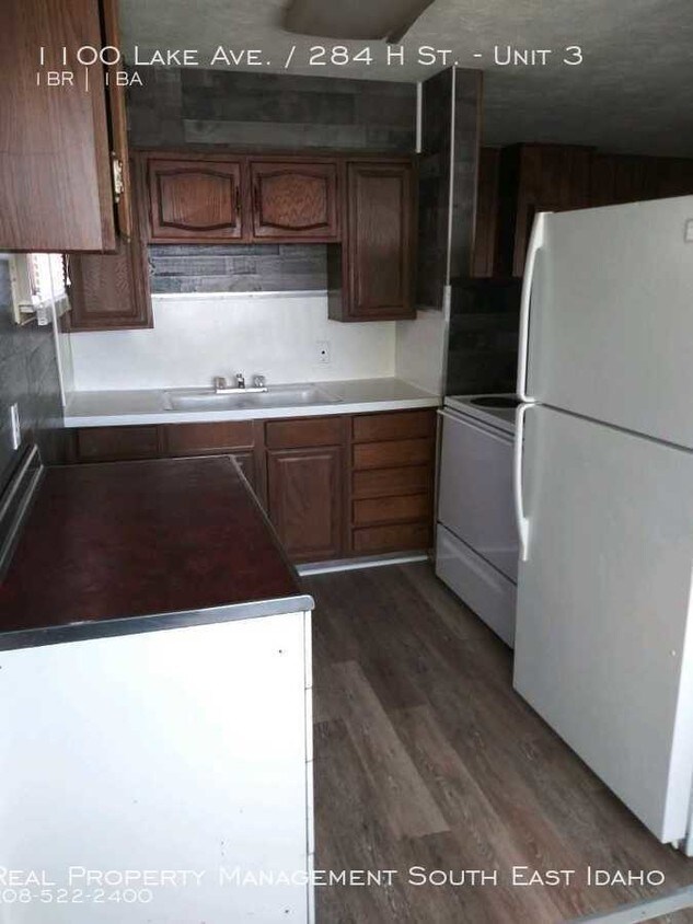 Primary Photo - 1 Bedroom 1 Bathroom Apartment Available Now!