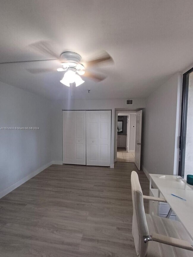 Foto del edificio - 2 bedroom in North Miami Beach FL 33179