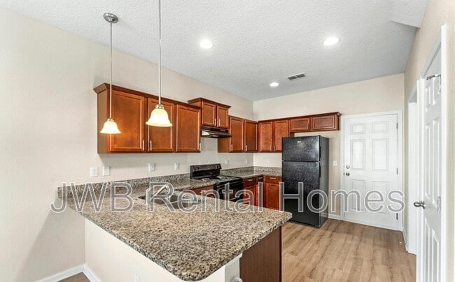 Building Photo - 3017 Belden St