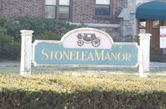 Foto del edificio - 120 Stonelea Plz