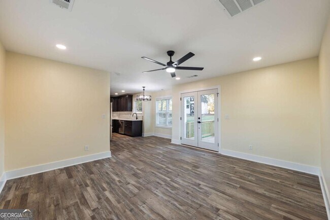 Foto del edificio - 42 Arnold Rd