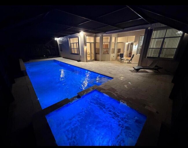 Foto del edificio - 10440 Cypress Lakes Preserve Dr