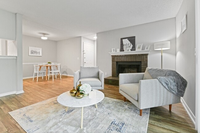 Photo - Waldan Pond Apartments