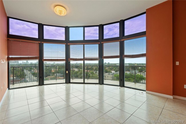 Foto del edificio - 1690 SW 27th Ave