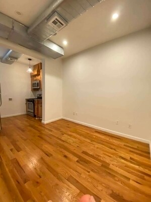 Building Photo - 854 Saint Johns Pl
