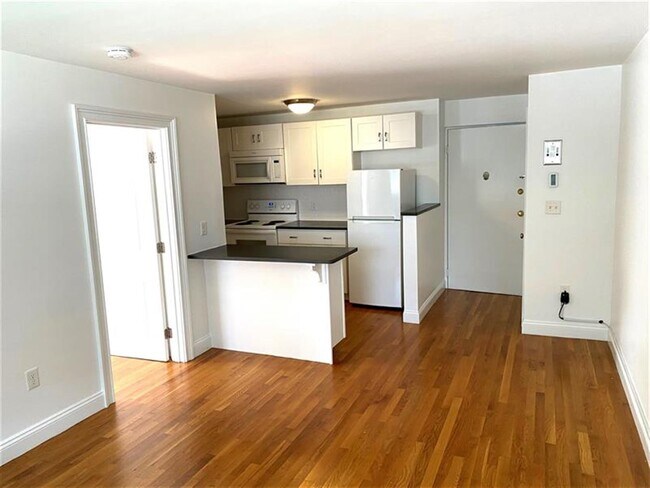 Foto del edificio - 134 Summer St