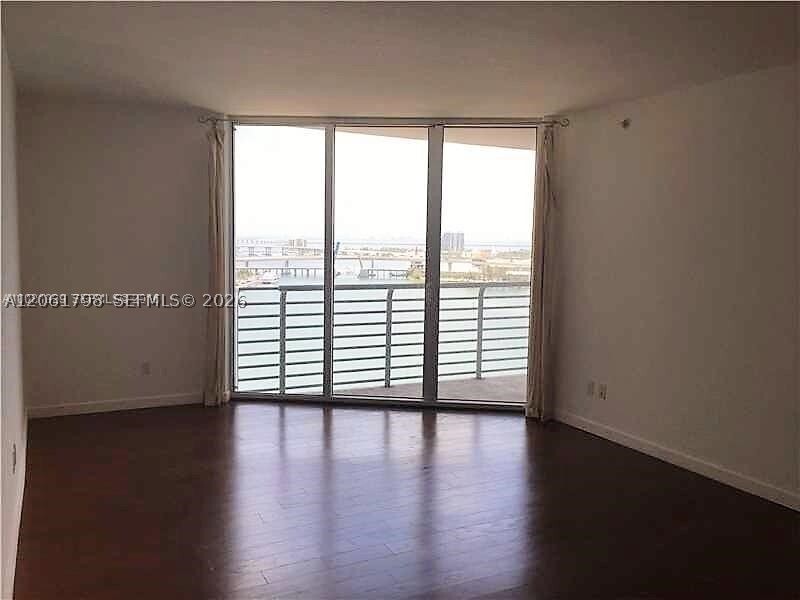 Building Photo - 335 S Biscayne Blvd