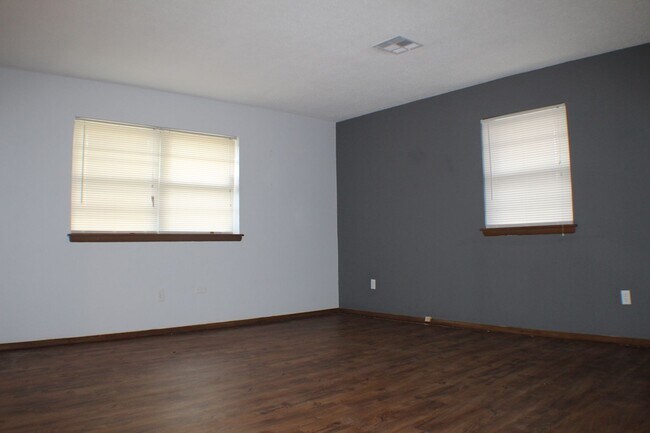 Foto del edificio - 628 Moraine Ave