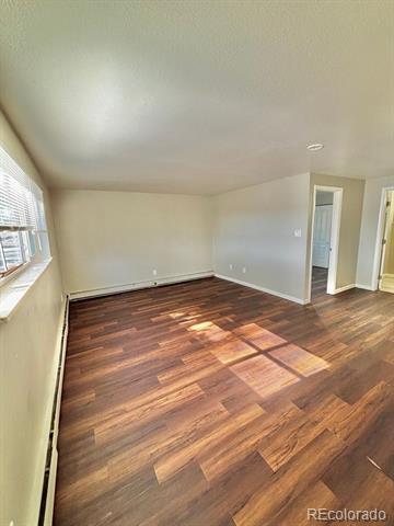 Foto del edificio - 7121 Utica St