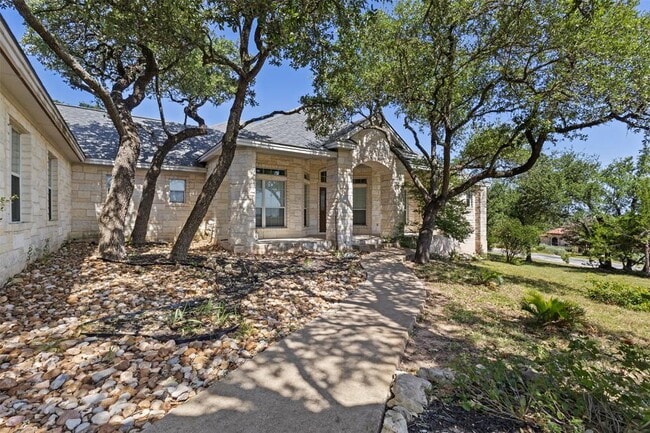 Building Photo - 13700 Madrone Mountain Way