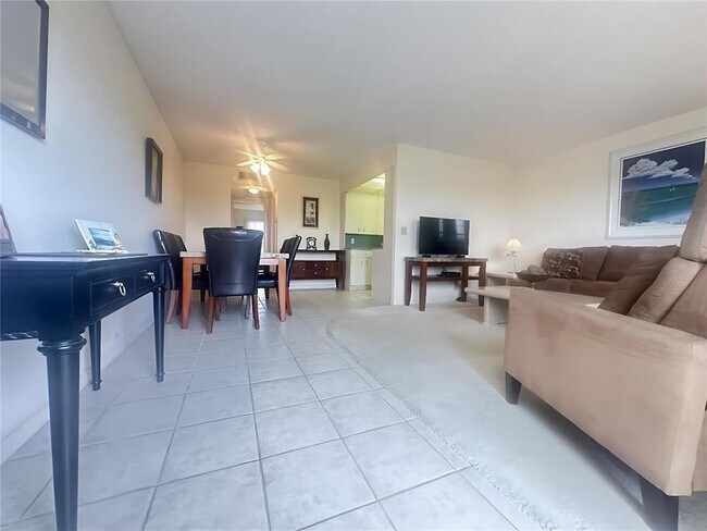 Foto del edificio - 4037 Harwood D