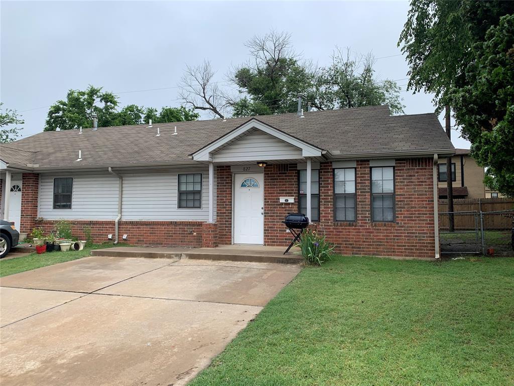 Foto principal - 827 Russell Cir