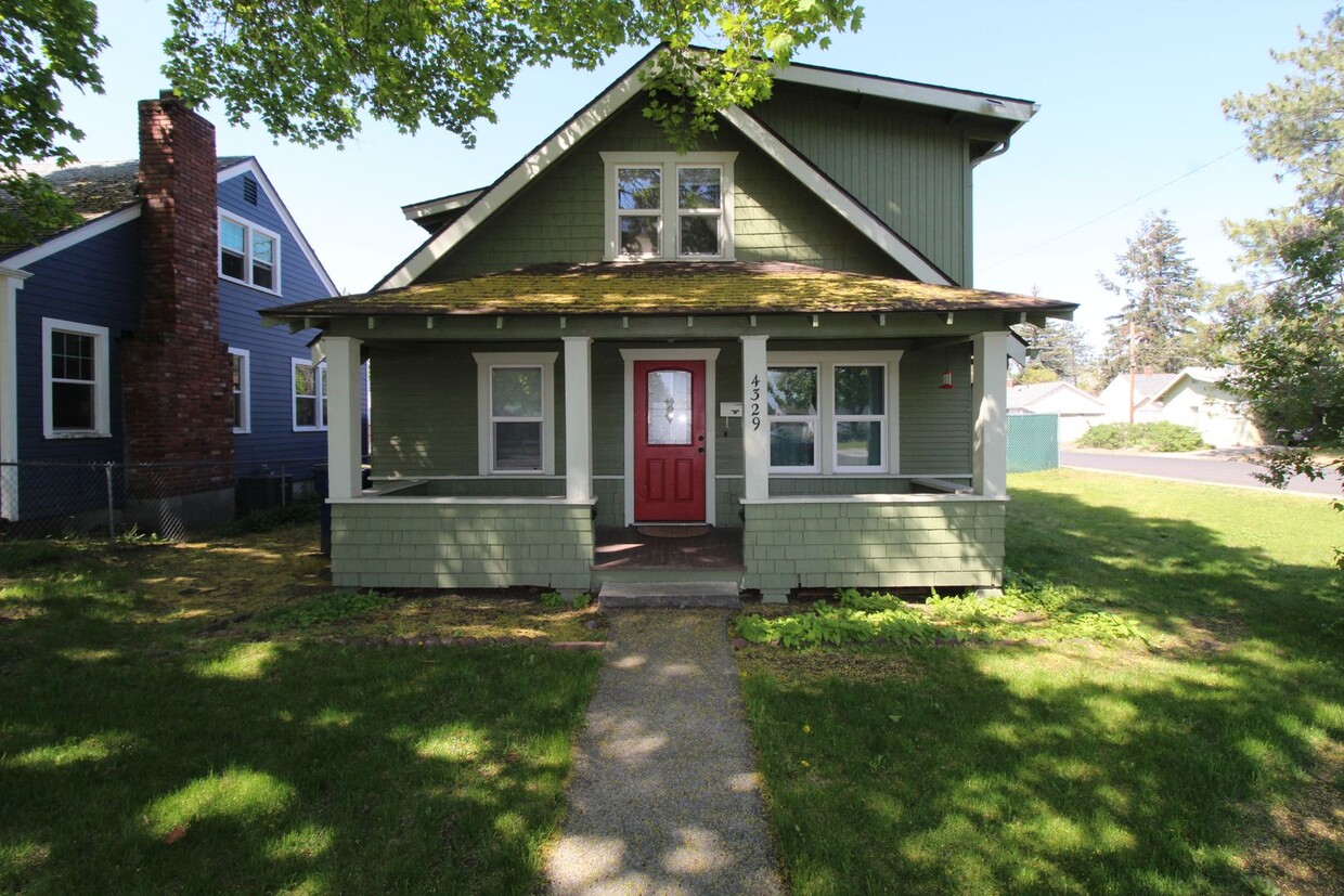 Primary Photo - 4329 N Whitehouse St
