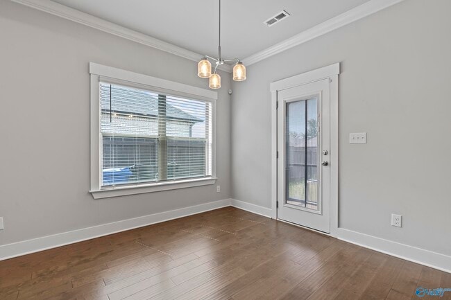 Building Photo - 14741 Greenleaf Dr