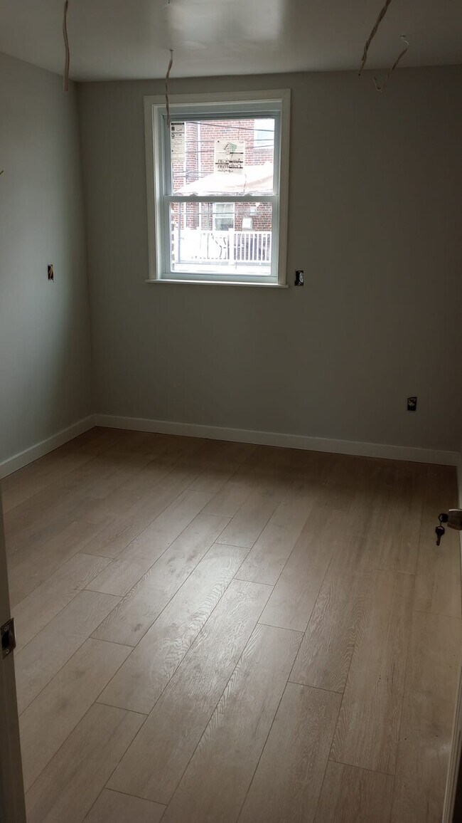 Foto del edificio - 8340 Alma St