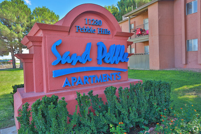 East Glen Apartments