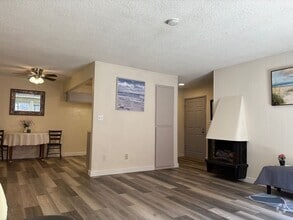 Building Photo - 2706 Voorhees Ave