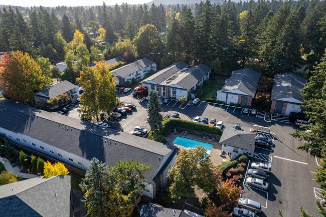 Building Photo - SAGEWOOD ESTATES