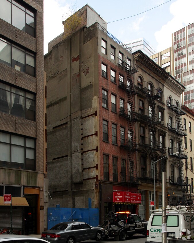 Building Photo - 18 Murray St