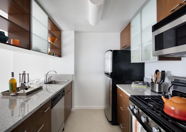 Building Photo - 535 W 23rd St