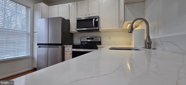 Foto del edificio - 20544 Blue Heron Terrace