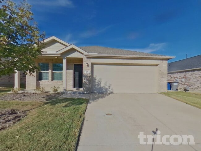 Building Photo - 746 Bayonet St