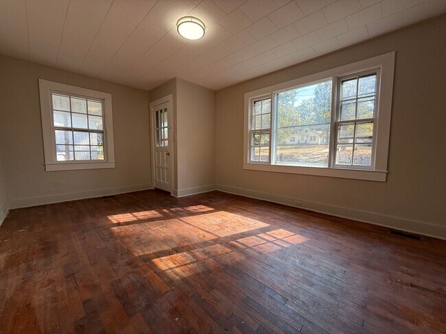 Foto del edificio - 2 Bedroom/1 Bath Home in Wadesboro