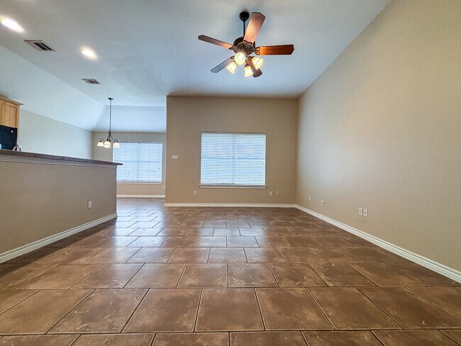 Foto del edificio - 3028 Douglas Fir Dr