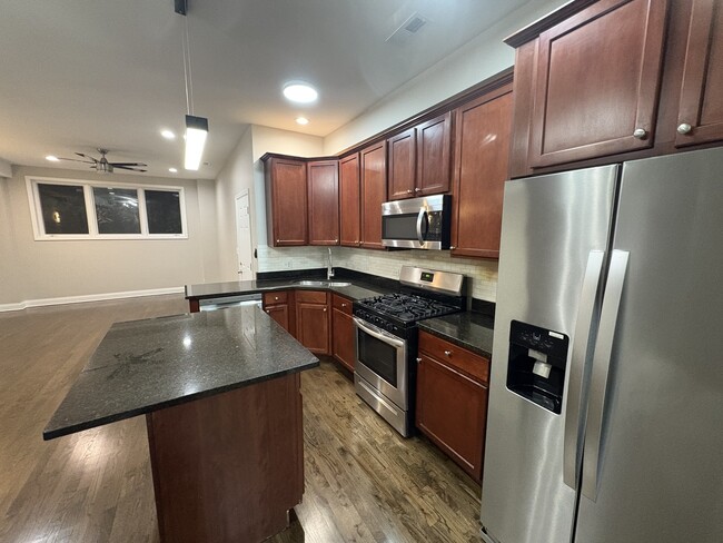 Foto del edificio - 4143 S Wabash Ave