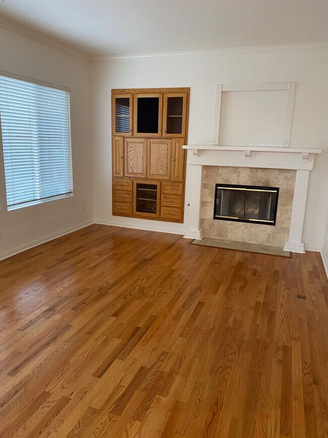 Foto del edificio - Carmel Valley “Shores” 5BR/3BA Executive H...