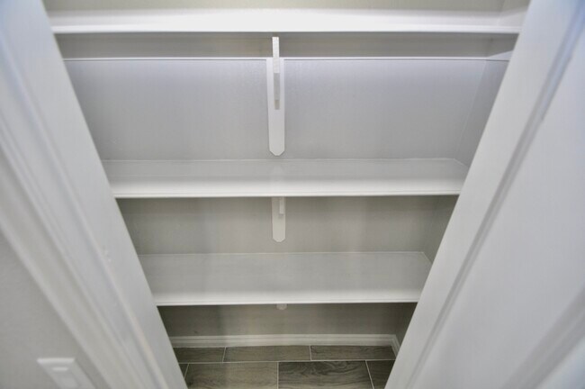 Foto del edificio - 734 Hambrick Ct