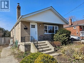 Building Photo - 36 Corinne Crescent