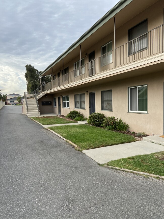 Foto del edificio - 25344 Oak St