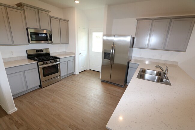 Building Photo - 18527 Gold Holw Ct