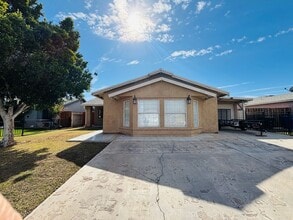 Building Photo - 289 Tangerine Dr