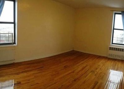 Foto del edificio - 950 Rutland Rd