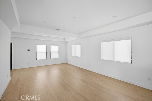 Foto del edificio - 5826 Craner Ave
