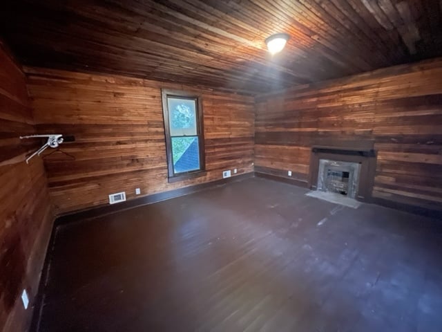 Foto del edificio - 136 S Main St