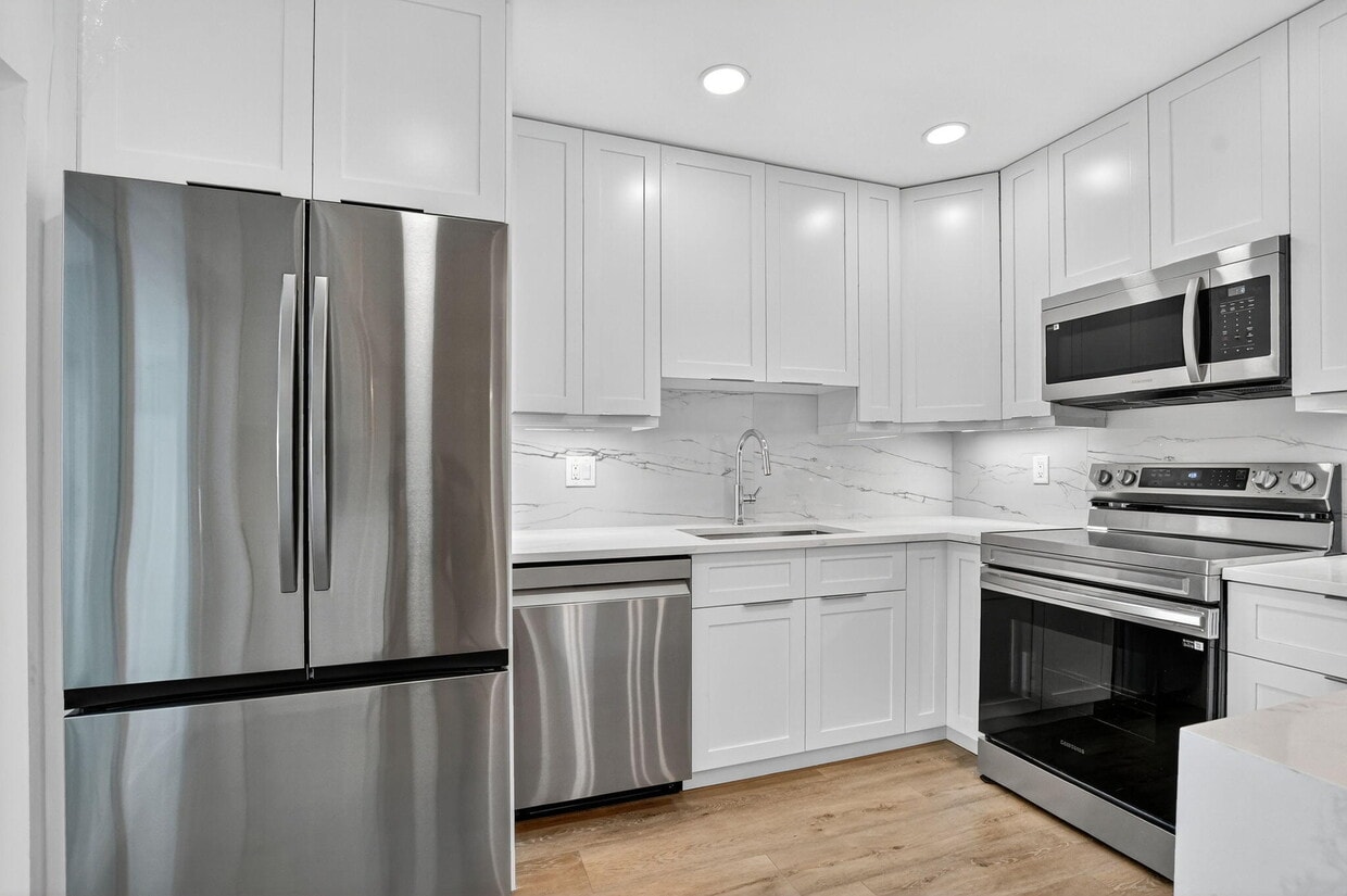 Foto principal - 1010 NE 8th Ave