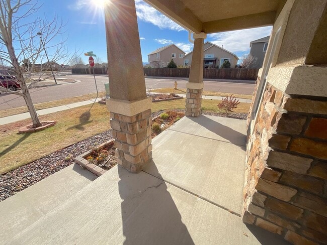 Foto del edificio - 3 Bedroom Home Available Near N Powers Blvd & Dublin Blvd!