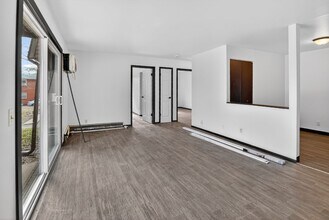 Building Photo - 3722 W Karstens Dr