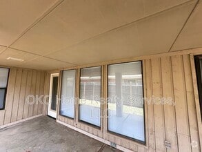 Building Photo - 7111 NW 30th Terrace