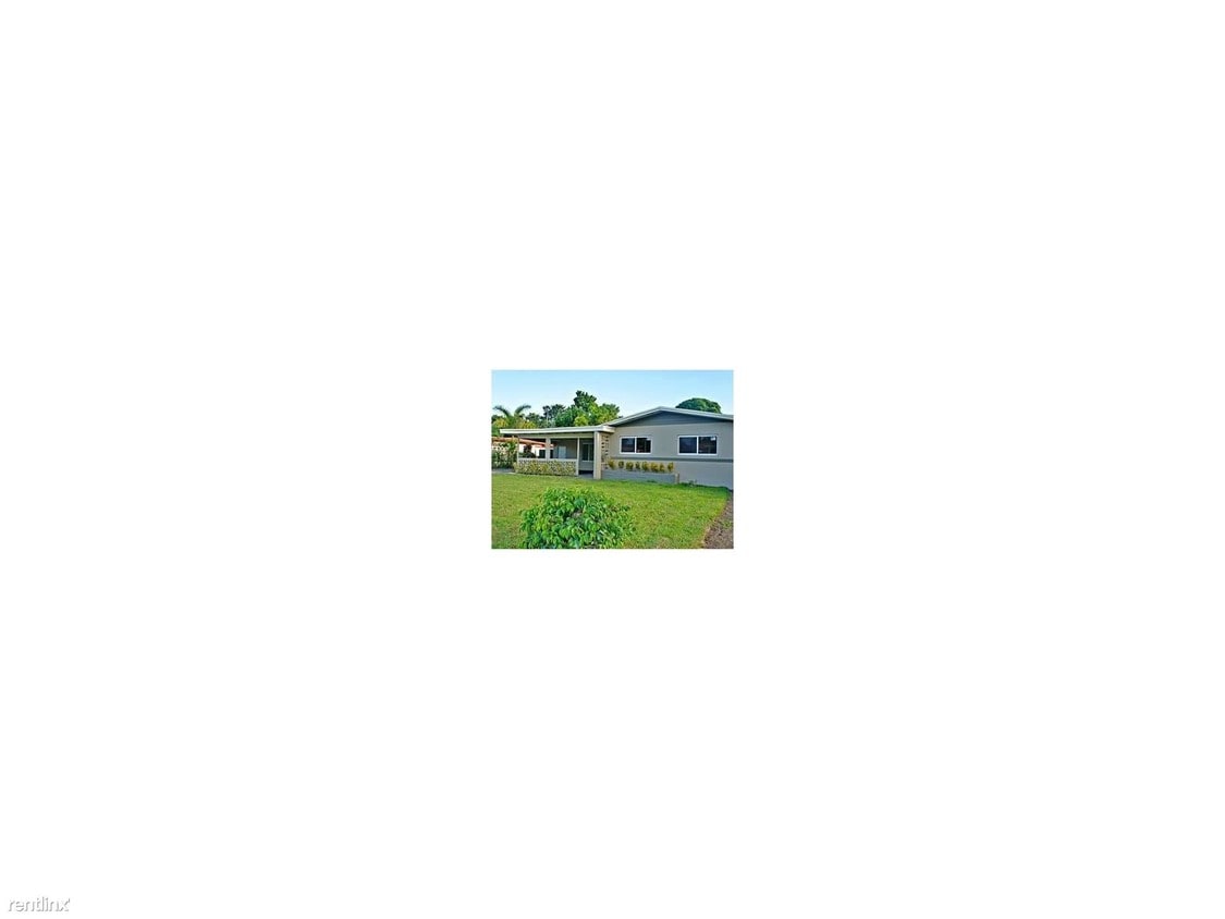 Building Photo - 250 NW 189th St