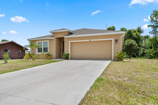 Foto del edificio - 1085 Cranberry Rd SE