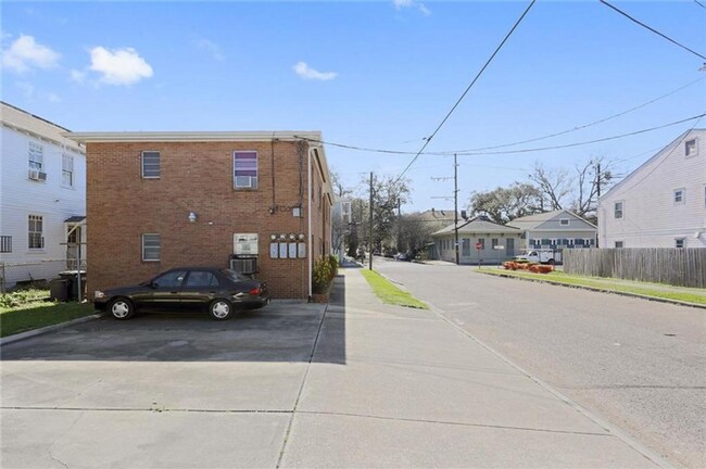 Building Photo - 1705 Eighth St