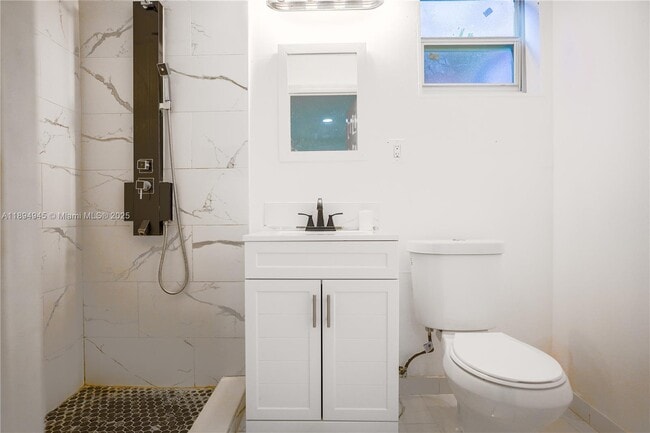 Foto del edificio - 840 NW 170th Terrace